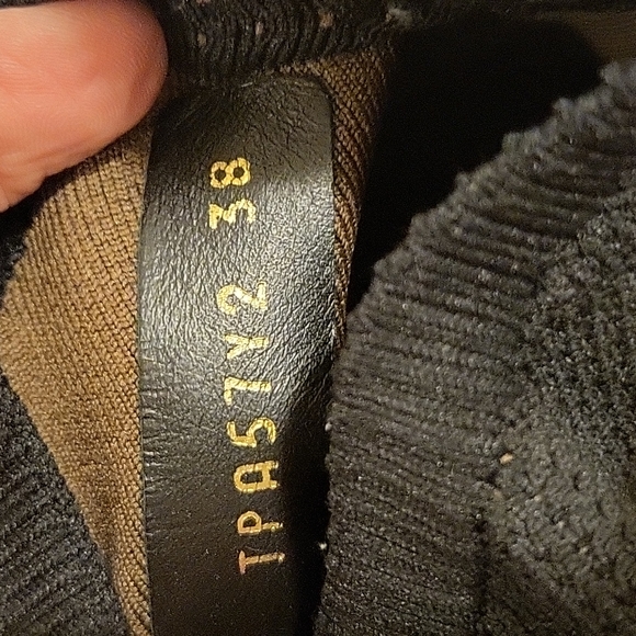 ๐ฏAuth Valentino sneakers 38 with original box and accessories - Picture 6 of 17